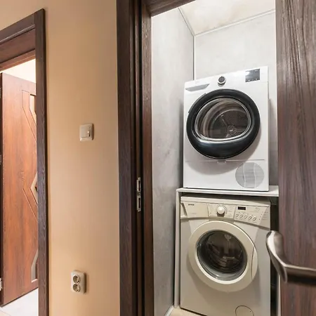 Διαμέρισμα Downtown - Near By Apartmax *